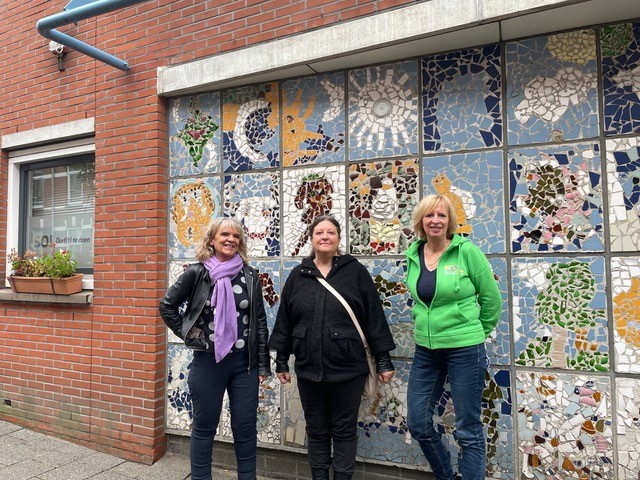 Op de foto links Angeline, in het midden Maria en rechts Mieke